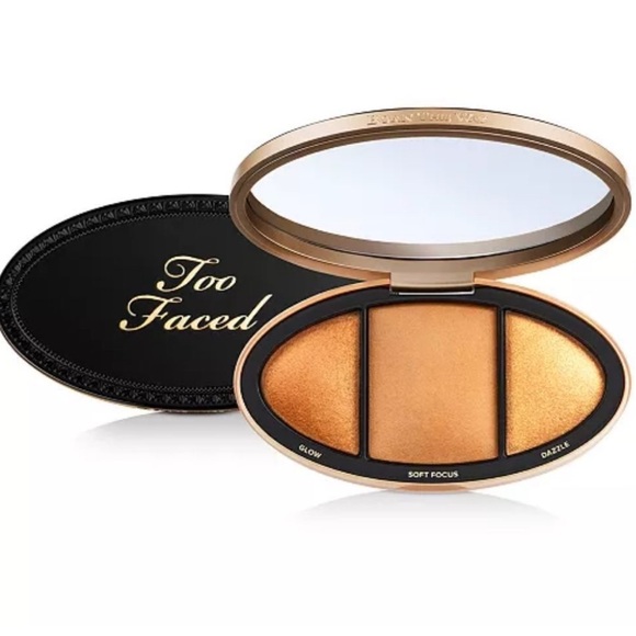 Too Faced Born This Way Turn Up The Light - Picture 1 of 4